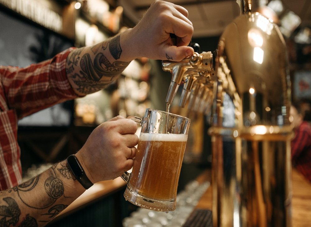 HOW TO SELECT YOUR OWN BEER BREWING EQUIPMENT